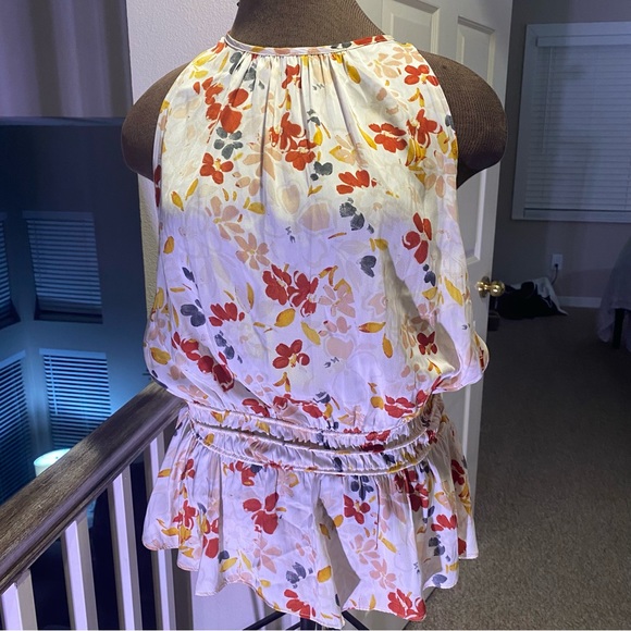 Grade & Gather, large, sleeveless women’s blouse, multiple tieback, floral - Picture 4 of 16